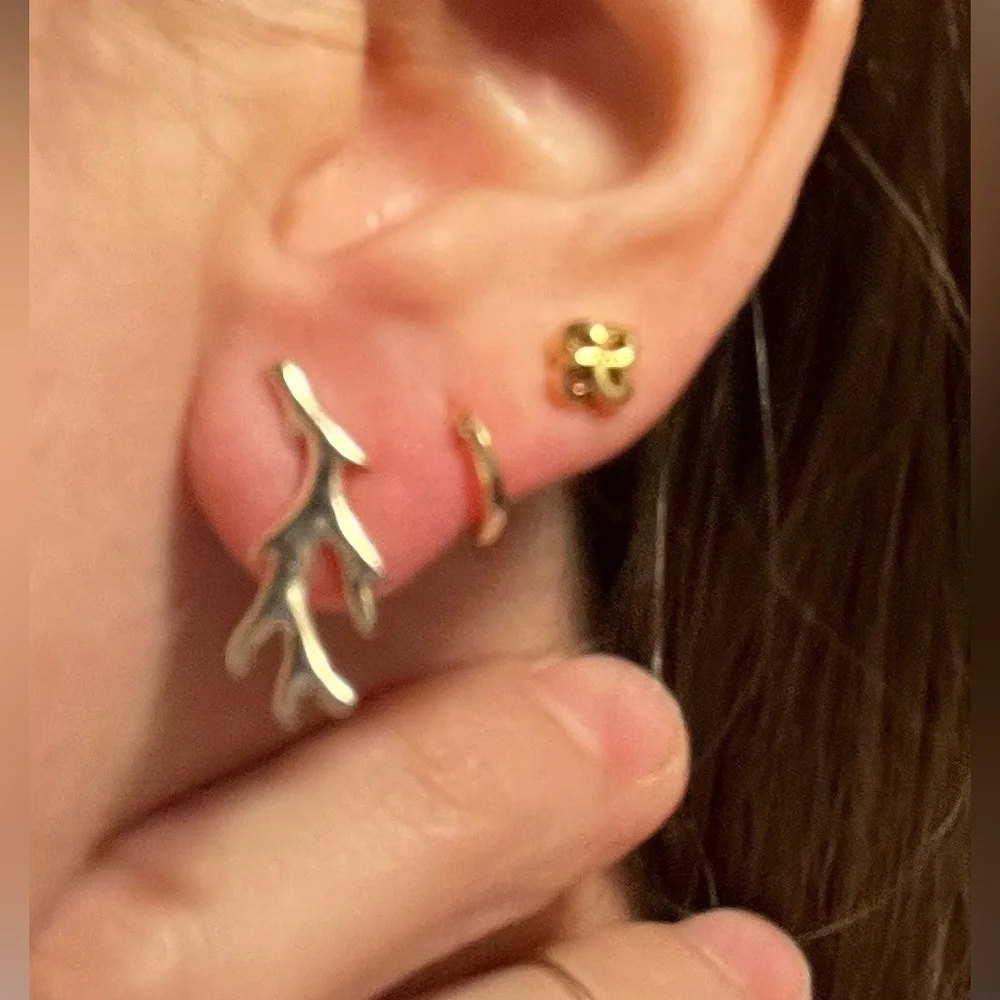 Kendra Scott - Picture 2 of 2